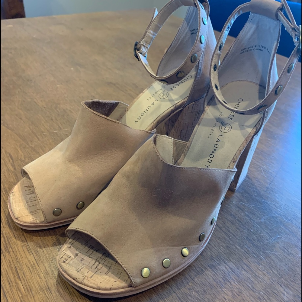 Chinese Laundry Savana Block Heel Shoe - Picture 2 of 8